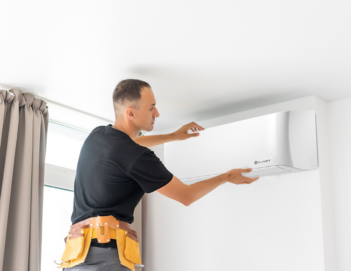 Installation of a split unit by an engineer, support for your house